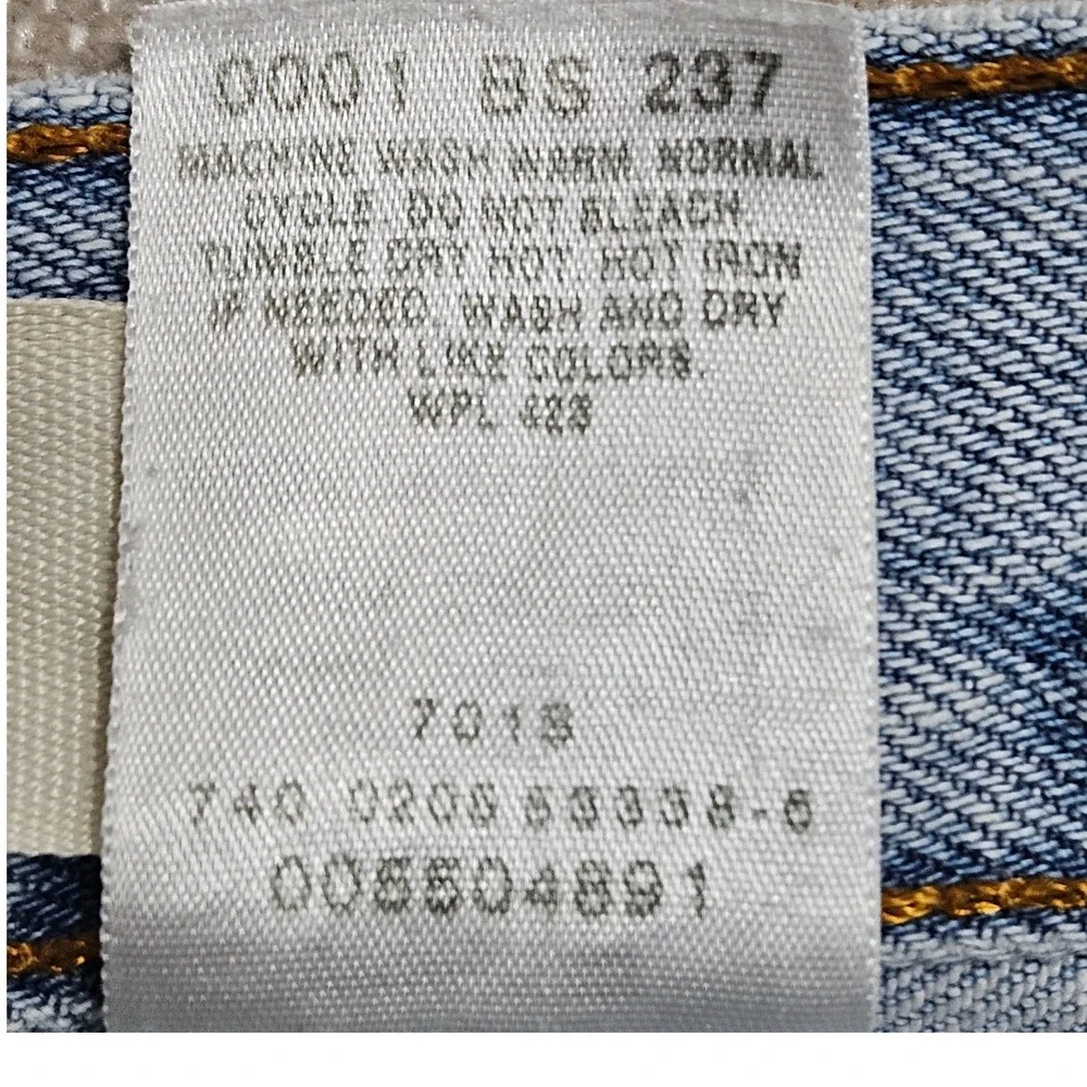 Levi's 550 Relaxed Fit Men 36x30 Light Blue Denim Tapered Leg Jeans Vintage Y2K